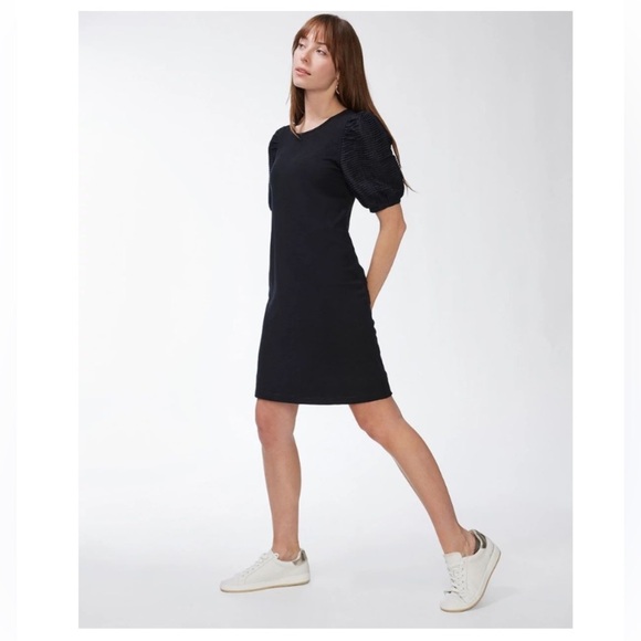 Chico’s Textured Puff Sleeve Black Dress - Picture 1 of 8